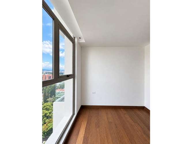 Apartamento en Venta Zona 10 - Imagen 7