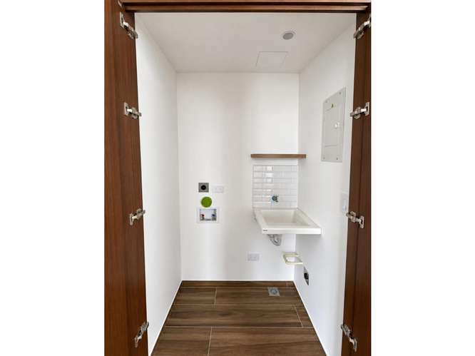Apartamento en Venta Zona 10 - Imagen 10