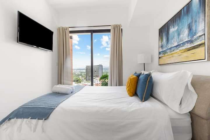 APARTAMENTO AMUEBLADO EN BRUNELO ZONA 10 - Imagen 5