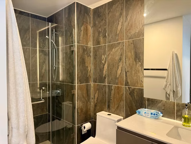 APARTAMENTO AMUEBLADO EN RENTA EN ZONA 13, EDIFICIO VERDÚ