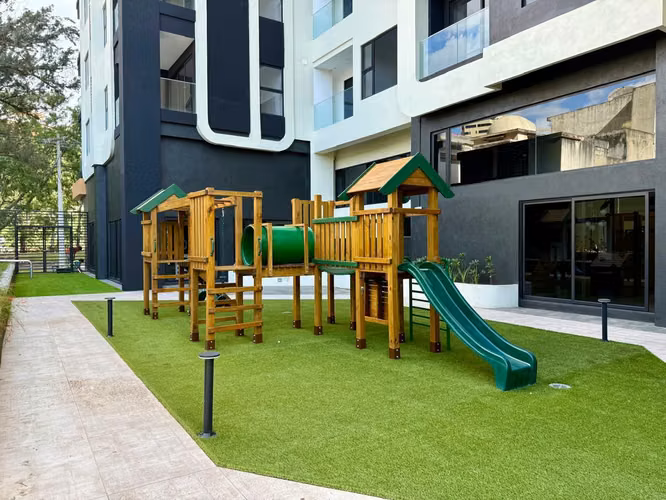 APARTAMENTO AMUEBLADO EN RENTA EN ZONA 13, EDIFICIO VERDÚ