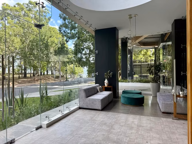 APARTAMENTO AMUEBLADO EN RENTA EN ZONA 13, EDIFICIO VERDÚ