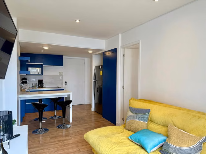 APARTAMENTO AMUEBLADO EN RENTA EN ZONA 4, QUO - Miniatura 3