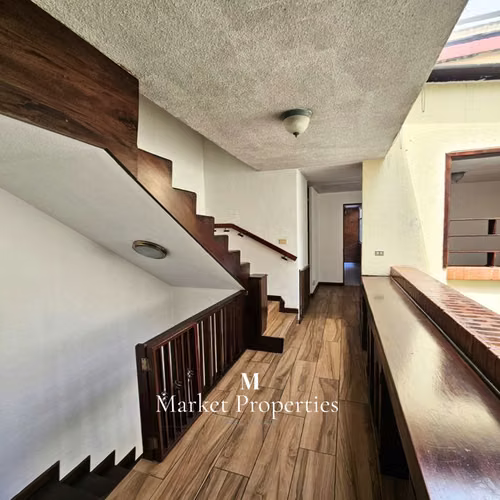 Casa en alquiler Zona 10, 4 habitaciones, cerca de Pradera - Miniatura 5