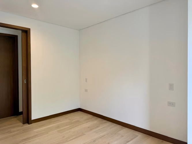 APARTAMENTO EN RENTA EN ZONA 10, FERRÉ DIEZ 