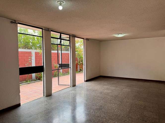 CASA EN VENTA EN ZONA 11 MARISCAL, DENTRO DE GARITA 