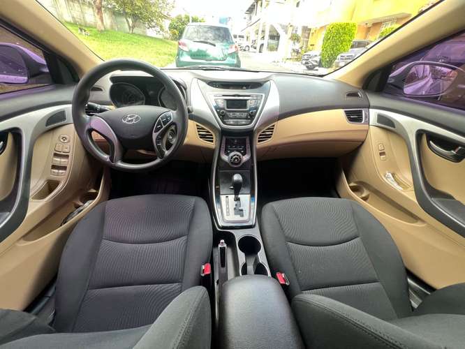 HIUNDAY ELANTRA GLS MOD. 2013 RECIEN INGRESO 