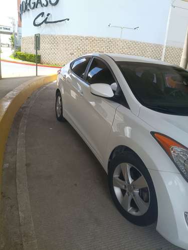 HIUNDAY ELANTRA GLS MOD. 2013 RECIEN INGRESO 
