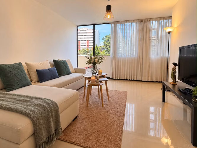 Alquiler Apartamento Amueblado 2 habitaciones Zona 14 