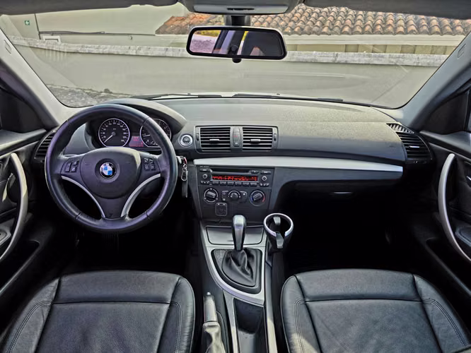 BMW 120i 2011 