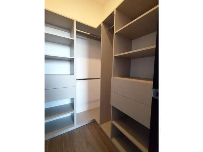 Apartamento en Renta Zona 10 - Imagen 5