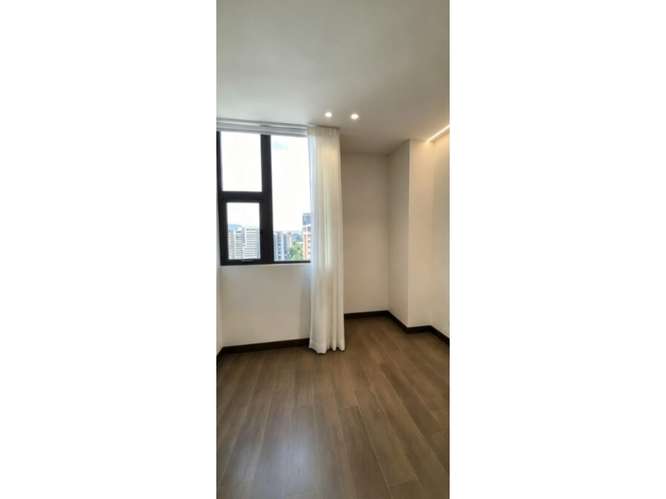 Apartamento en Renta Zona 10 - Imagen 4