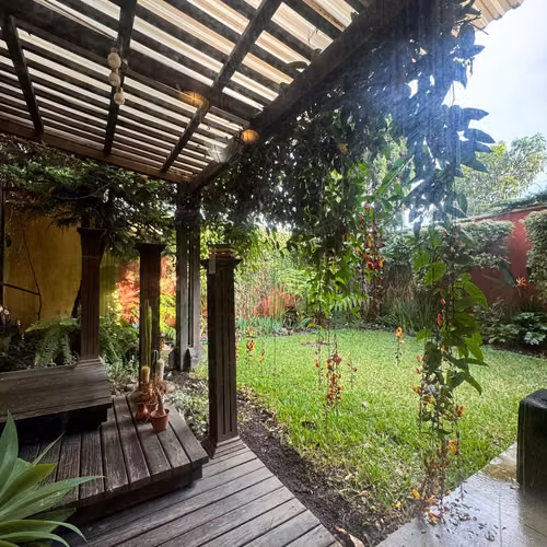 HERMOSA Y AMPLIA CASA EN VENTA EN CONDOMINIO LOS MANANTIALES KM 18.5 SAN JOSE PINULA - Imagen 17