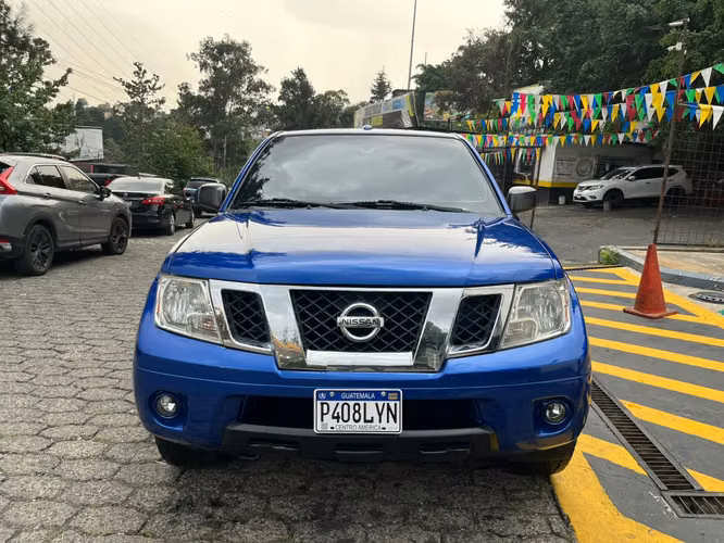 Nissan frontier automático 4x4 v6 2013 - Imagen 2