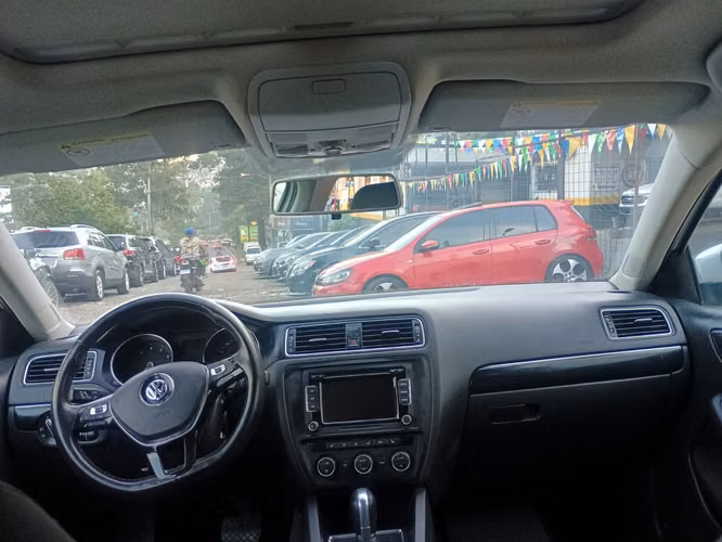 Volkswagen jetta 1.8 turbo 2015  - Imagen 6
