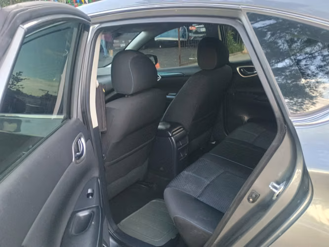 Nissna sentra sr automático 2016 - Imagen 8