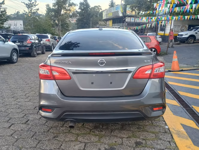Nissna sentra sr automático 2016 - Imagen 6