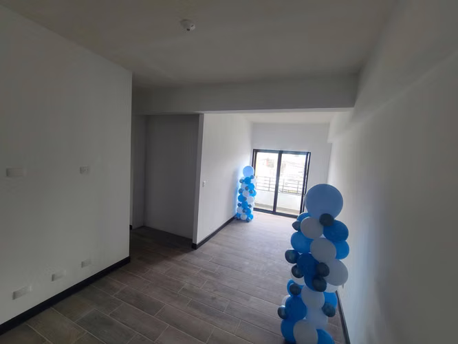 Vendo apartamento en zona 17 ( Ilimani 17 )