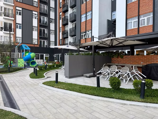 APARTAMENTO AMUEBLADO EN RENTA EN ZONA 11, PARQUE SAN JORGE  - Imagen 12