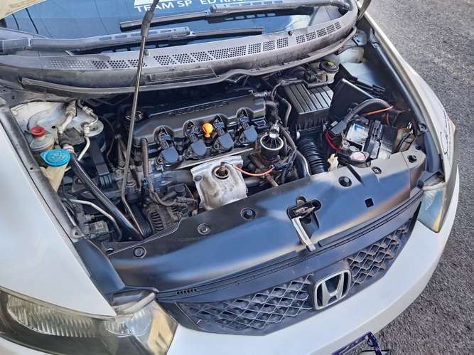 Honda Civic ex coupe automático motor 1.8 modelo 2010
