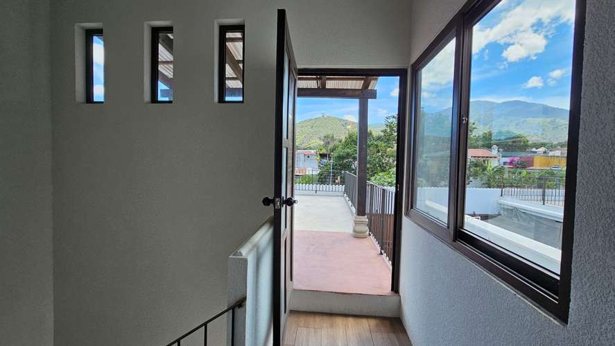 Casa Residencial Nueva Pequeño Condominio en San Pedro las Huertas Antigua Guatemala