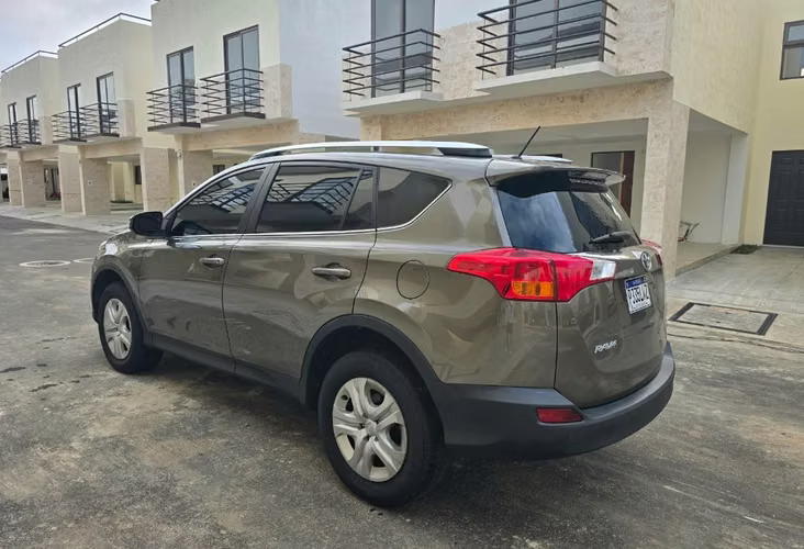 Toyota RAV 2014 automática   - Imagen 4