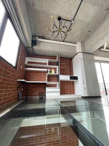 Apartamento de 2 Niveles estilo Loft en Edificio 4Venezia 4 grados norte Zona 4