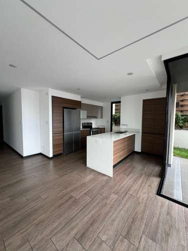 Venta de Apartamento con Jardín en IQ10 Zona 10 | Nivel alto - Imagen 16
