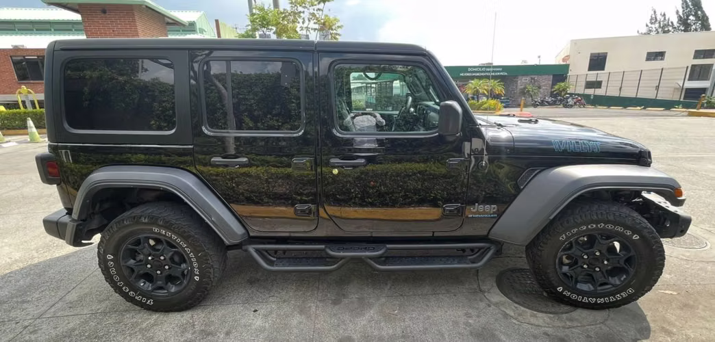 Jeep 4xe hibrido modelo 2023 