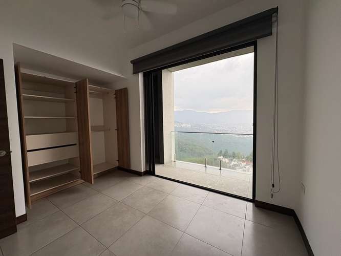 Venta de Apartamento-Estudio en Edificio Elemento | Zona 13 Frente a la Plaza Berlin - Imagen 8