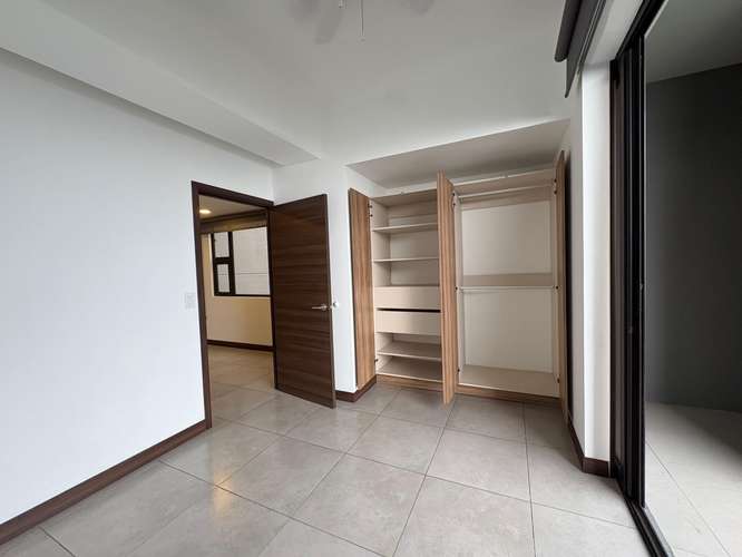 Venta de Apartamento-Estudio en Edificio Elemento | Zona 13 Frente a la Plaza Berlin - Imagen 10