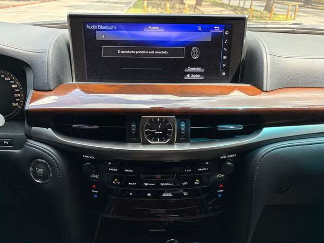 Lexus LX570 de Agencia Modelo 2017 - Imagen 15