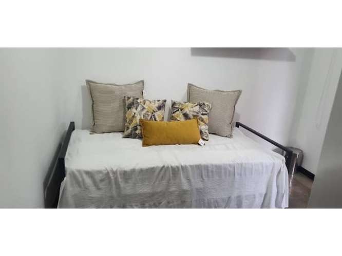  APARTAMENTO AMUEBLADO RENTA – 2 HAB  | EDIFICIO FABRA | ZONA 10 - Imagen 3