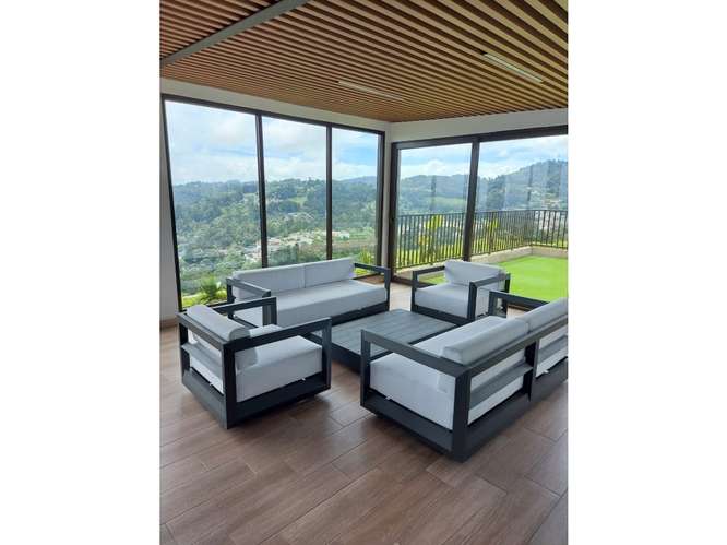  APARTAMENTO EN VENTA – 3 HAB + 2 PARQUEOS | EDIFICIO NAGANO ZONA 16 - Imagen 2