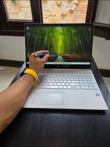 Laptop hp touch 360 l i7 l 16gb ram l disco solido