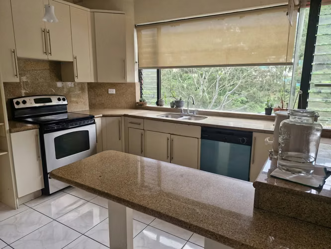  ¡VIVE CON ELEGANCIA Y DISFRUTA DE IMPRESIONANTES VISTAS EN LOMAS ALTAS! - Imagen 7
