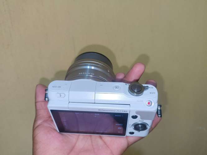 Vendo Cámara Sony Alpha NEX-3 