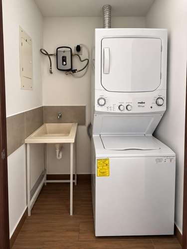 APARTAMENTO EN RENTA EN CASSALINI DIAGONAL ZONA 10 - Imagen 14