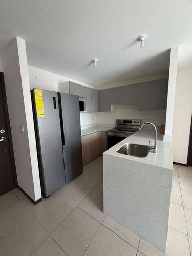 Zona 11 Parque San Jorge apartamento en renta  - Imagen 13
