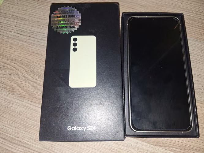 Samsung Galaxy S24 normal Claro de 256 GB, Estado 9 de 10 - Imagen 3