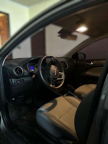 Kia Soluto 2025 | Como Nuevo | IVA Negociable | Impuesto 2026 Pagado - Imagen 3