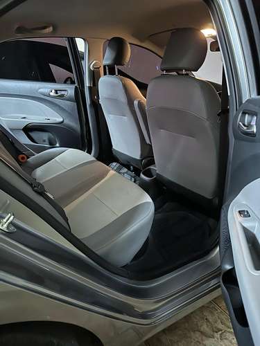 Kia Soluto 2025 | Como Nuevo | IVA Negociable | Impuesto 2026 Pagado - Imagen 6
