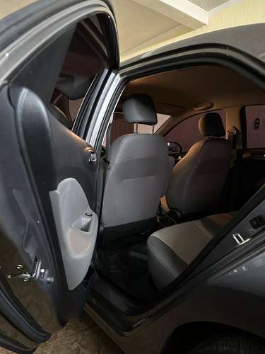 Kia Soluto 2025 | Como Nuevo | IVA Negociable | Impuesto 2026 Pagado - Imagen 9