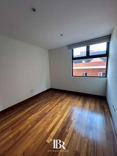 Venta de Apartamento en Edificio Mirafiori zona 10 | 3 Habitaciones + cuarto de servicio en 175mt2 - Imagen 8