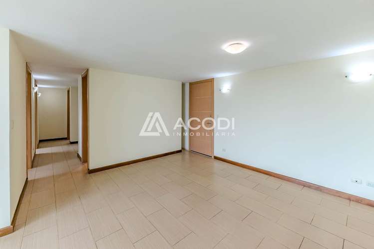 Apartamento en La Villa, Zona 14 - Imagen 5
