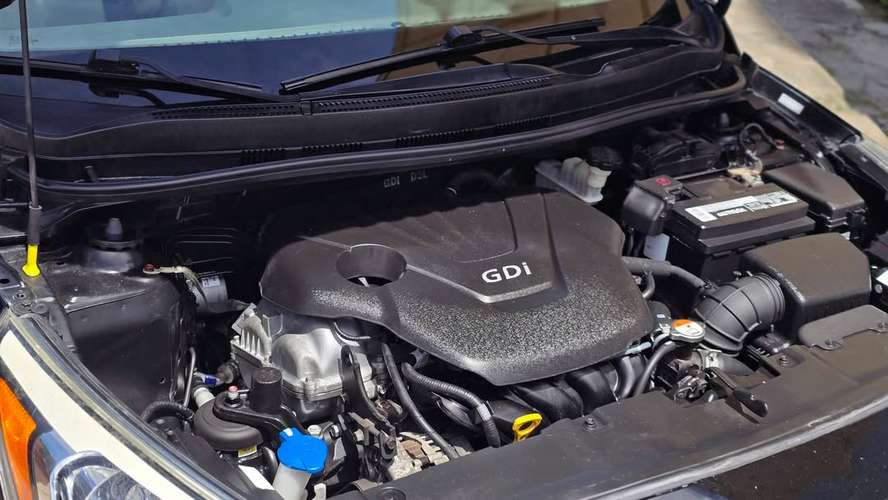 HYUNDAI ACCENT - Imagen 9
