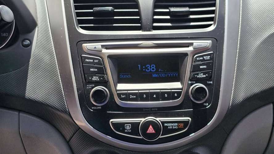 HYUNDAI ACCENT - Imagen 12
