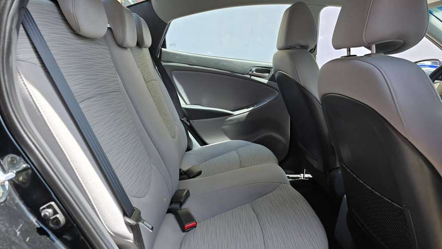 HYUNDAI ACCENT - Imagen 8