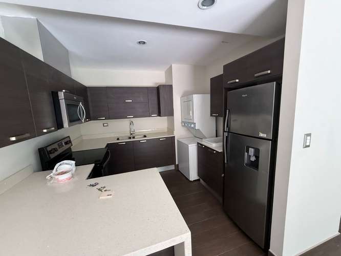 Rento apartamento tipo STUDIO CON TERRAZA en Zona 10  CERCA ZONA PADERA - Imagen 12