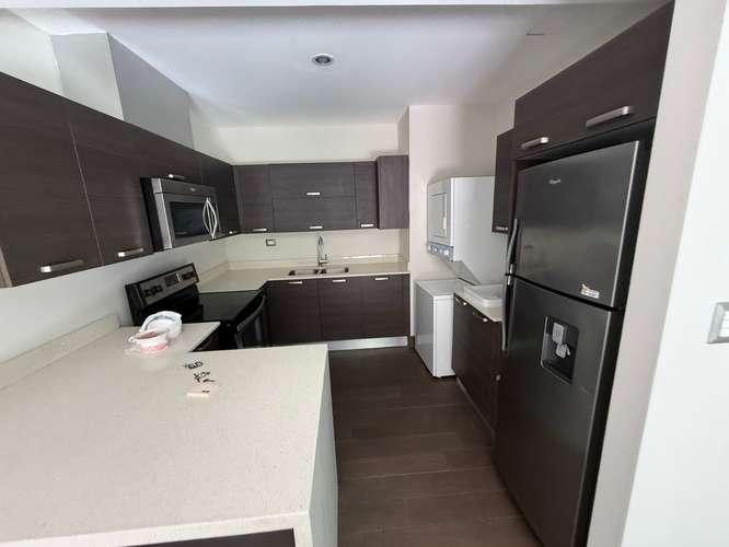Rento apartamento tipo STUDIO CON TERRAZA en Zona 10  CERCA ZONA PADERA - Imagen 10